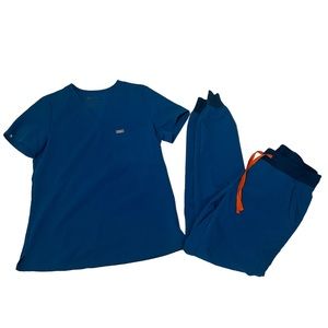 FIGS Alps Blue scrub set